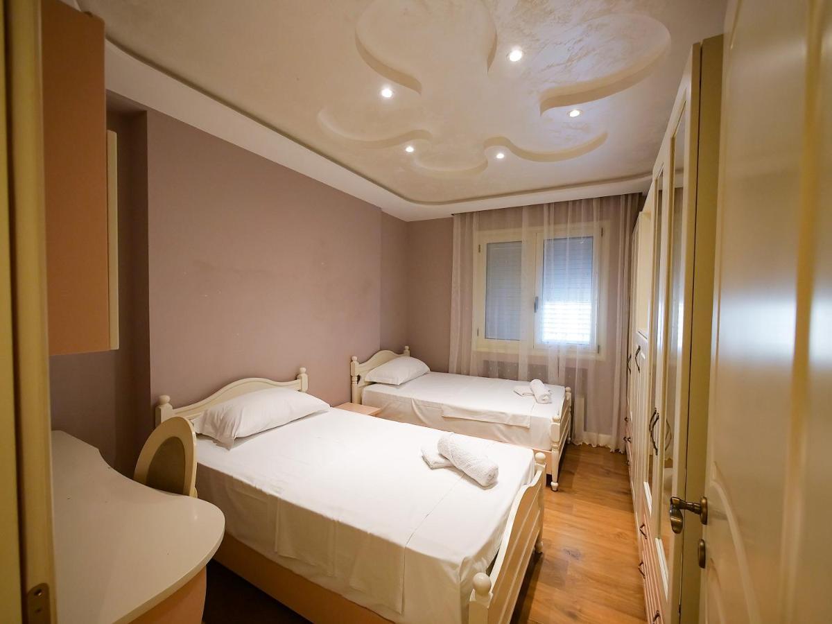 Sea Side Apartment Vlore Exterior photo